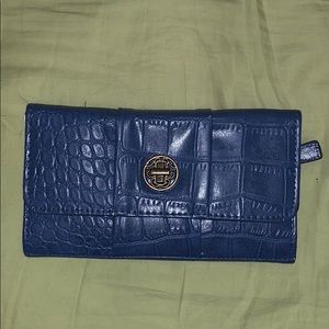 Jessica Simpson wallet
